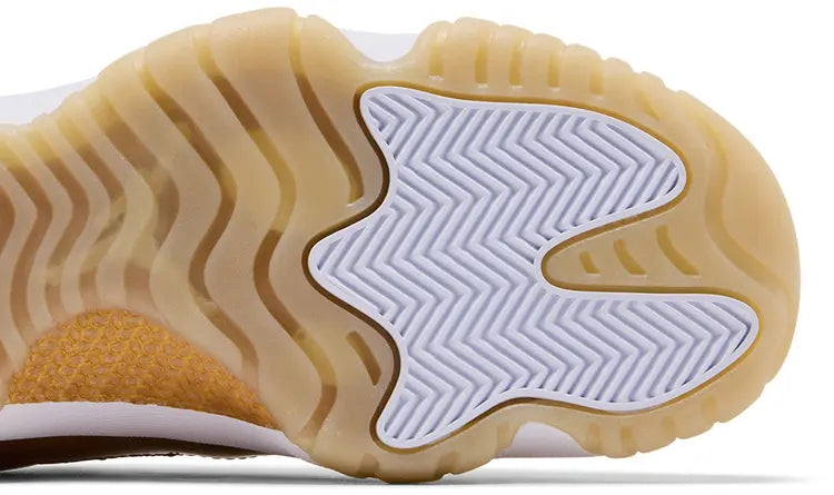Wmns Air Jordan 11 Low 'Mother's Day'