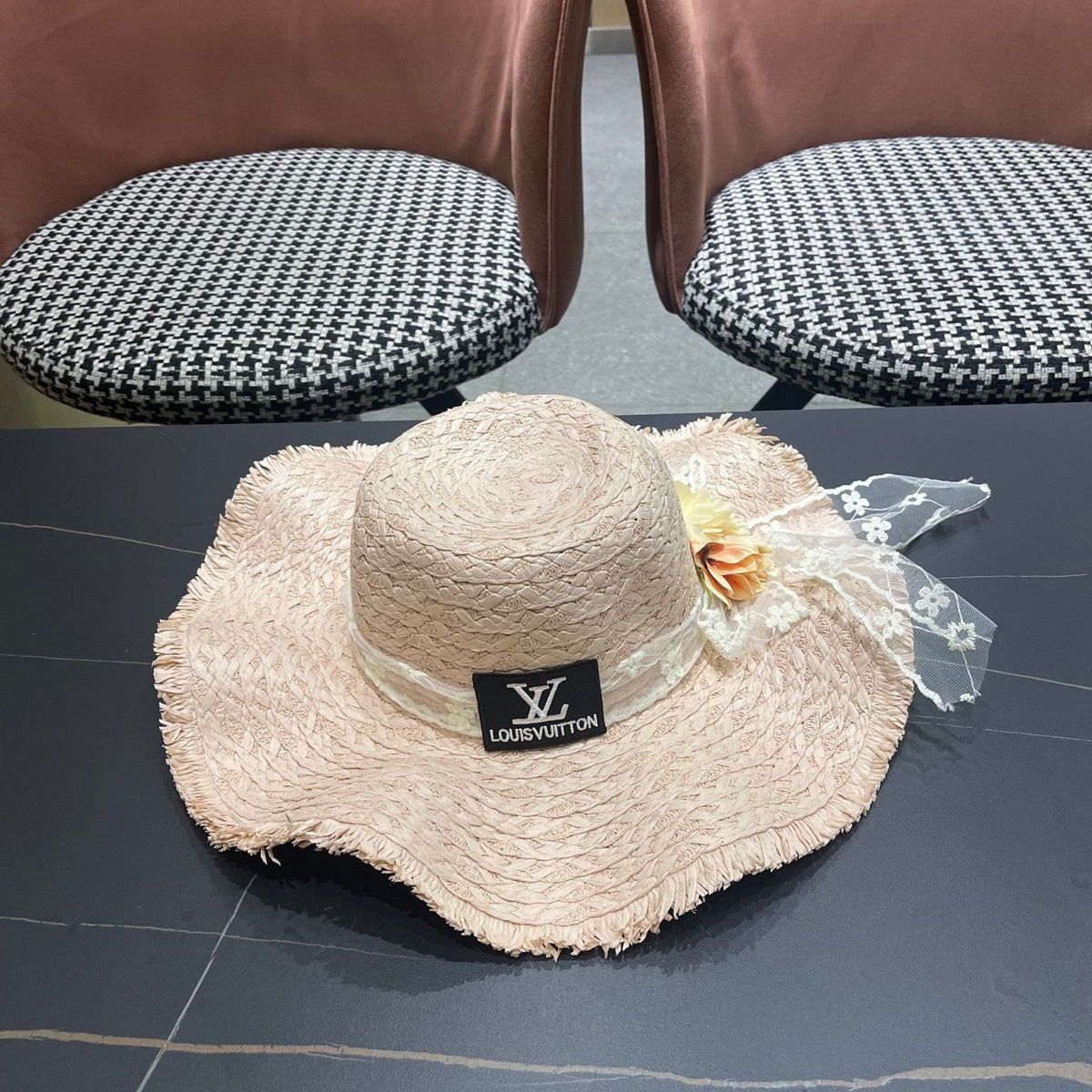 LV French-style Floral Lace Ribbon Hat Light Pink in Straw 207009