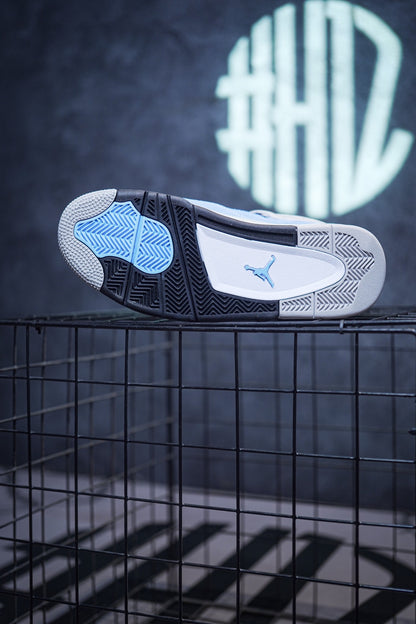 Air Jordan 4 Retro "University Blue" Shoe