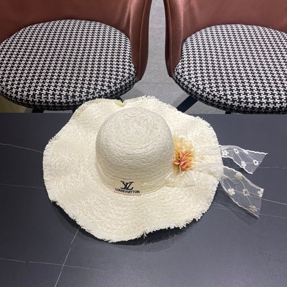 LV French-style Floral Lace Ribbon Hat White in Straw 207011