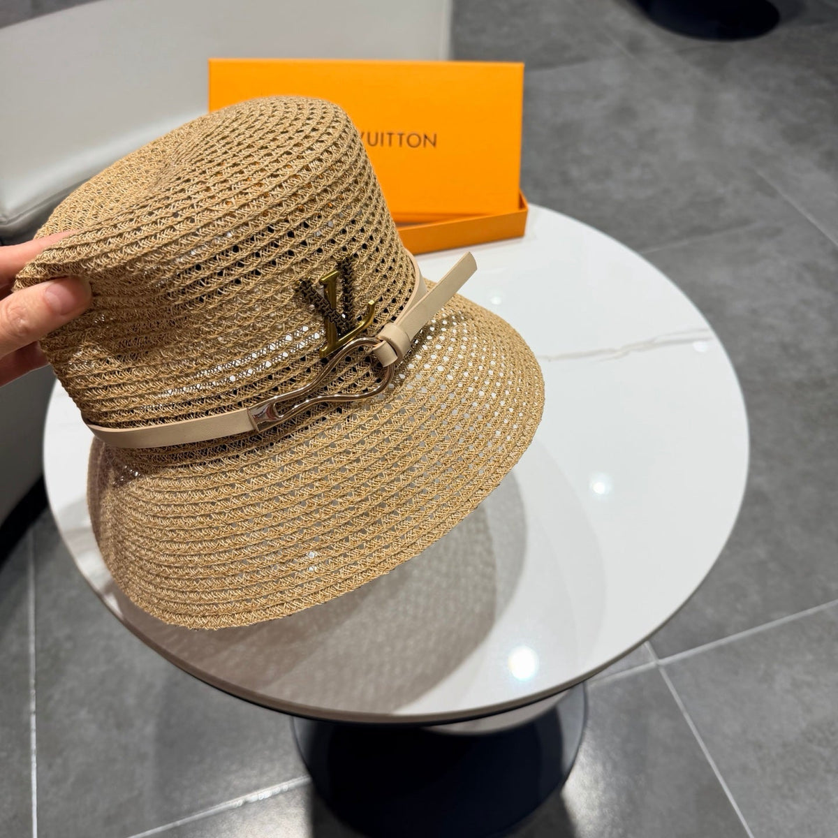 LV Hat Camel Beige in Straw 205588
