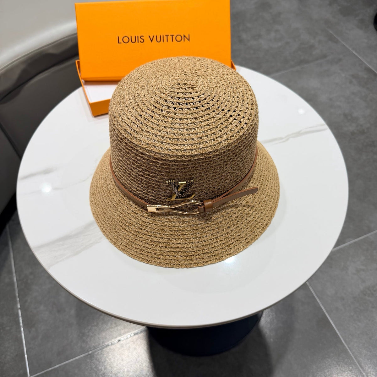 LV Hat Camel Brown in Straw 205587