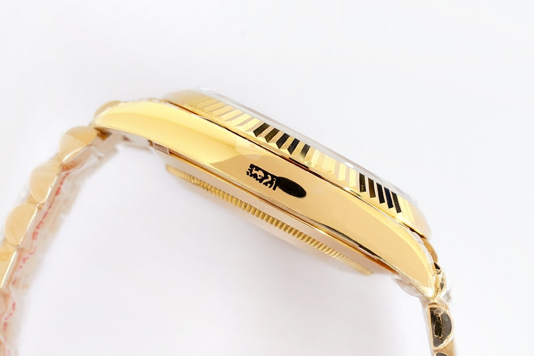 Yellow Gold Stick Dial 40MM Watch
