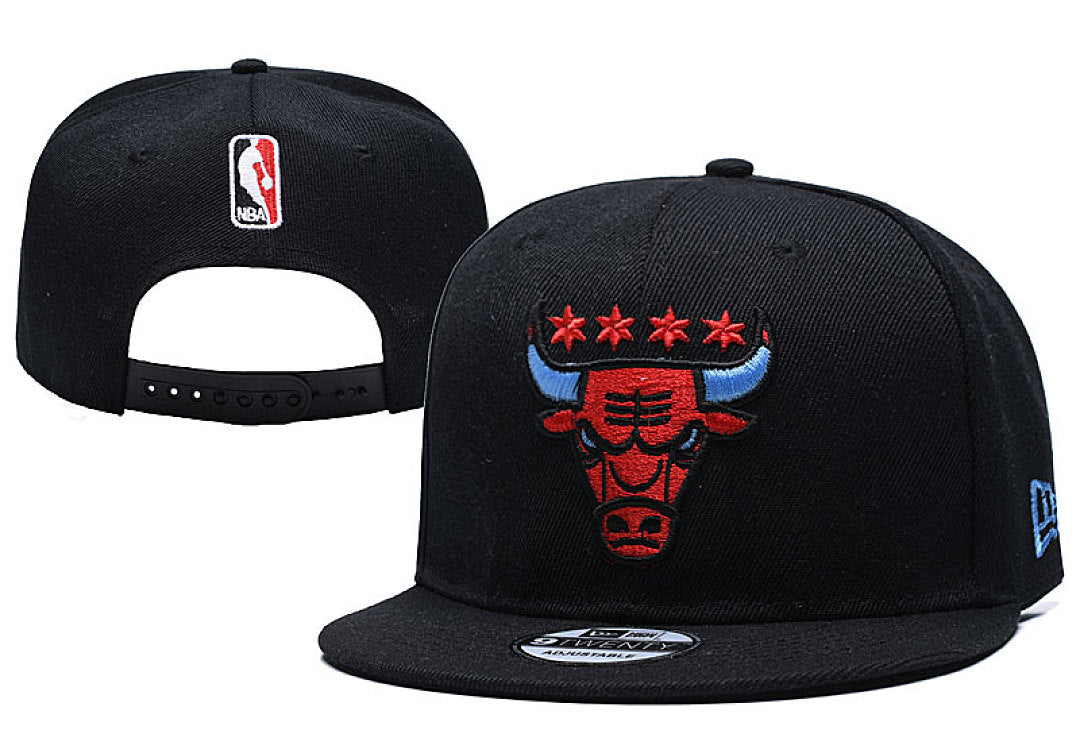 Chicago Bulls Men's Mitchell & Ness NBA Snapback Hat