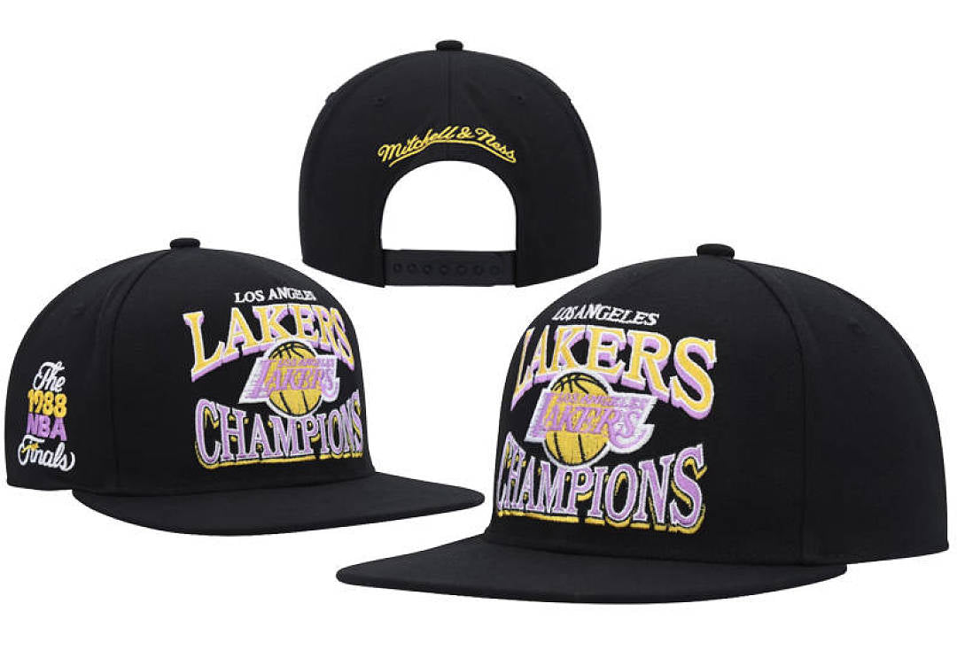 Los Angeles Lakers Fitted Hat