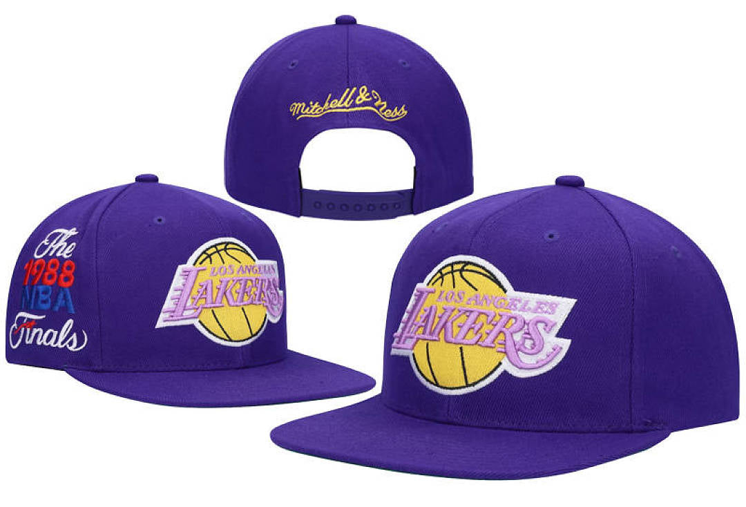 Los Angeles Lakers Fitted Hat