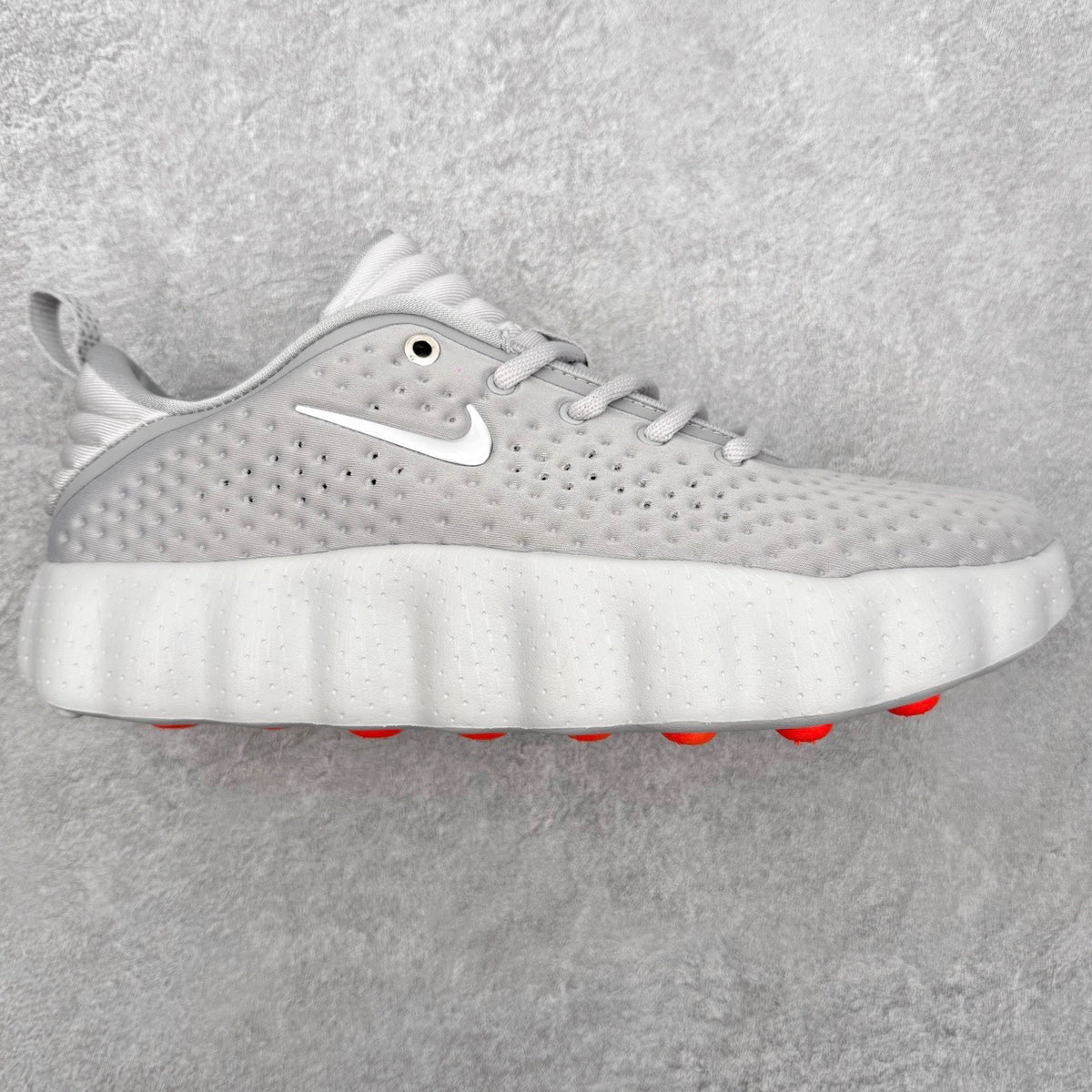 Nike Mind 002 "Wolf Grey/Metallic Silver"