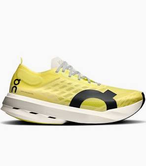 Women's On Cloudboom Strike Shoe