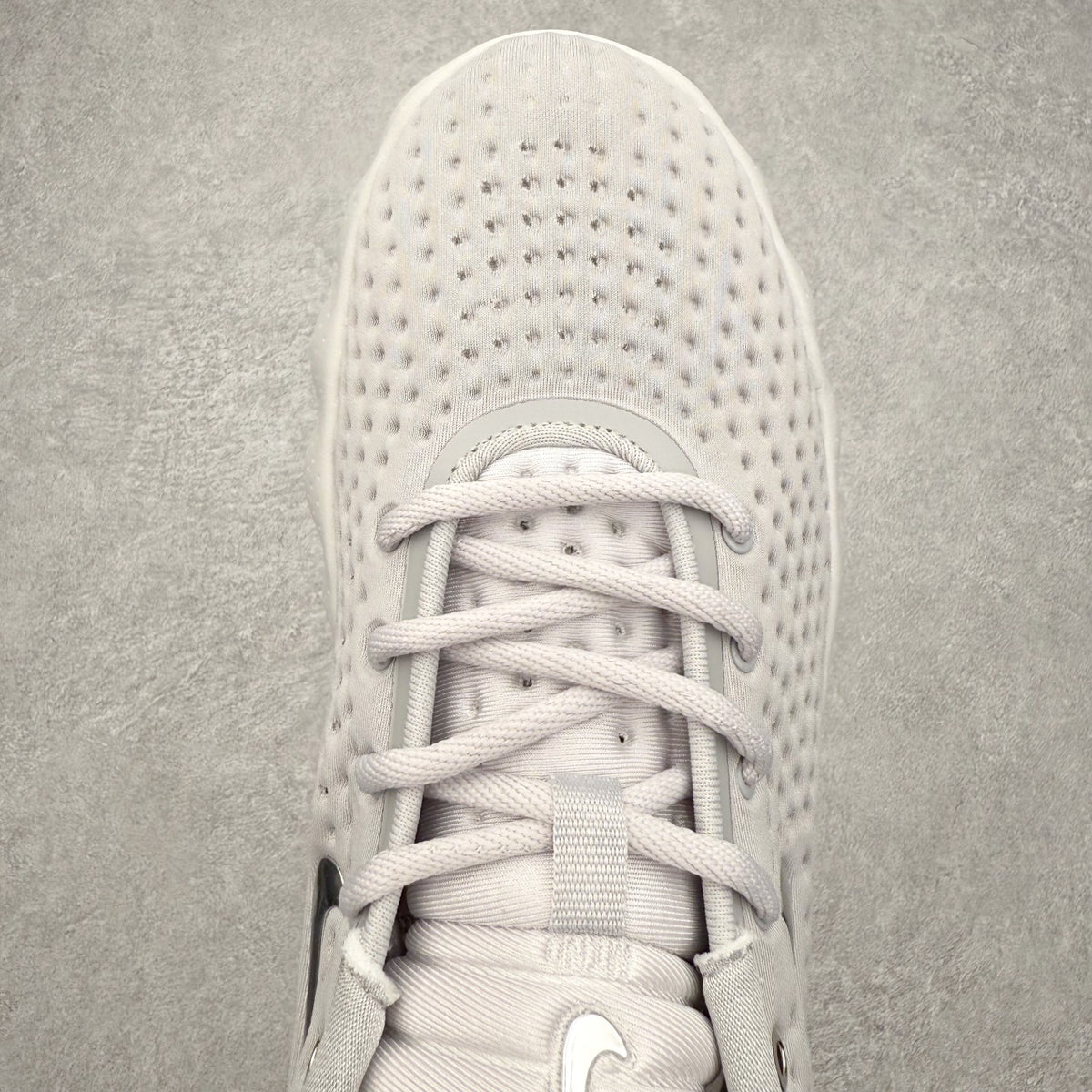 Nike Mind 002 "Wolf Grey/Metallic Silver"