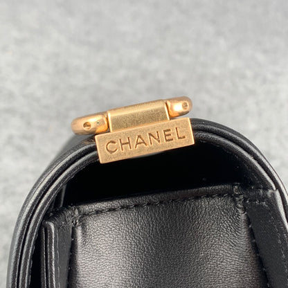 CC Boy Flap Diamond Quilted Small Bag Gold-Tone Black (2018)