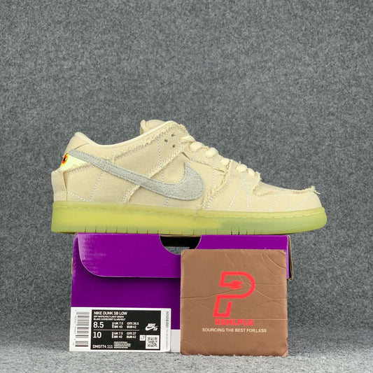 Dunk Low SB 'Mummy' Shoe