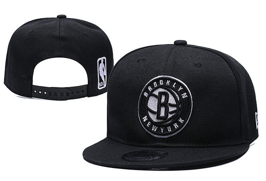 New Era 9FIFTY Brooklyn Nets Monochrome Logo Snapback Hat - Black
