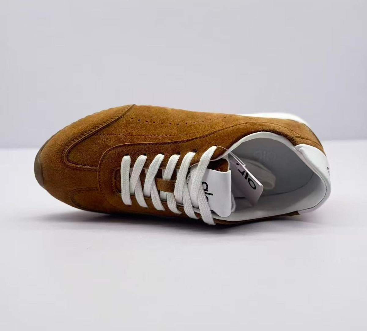 ALO Brown German training shoes