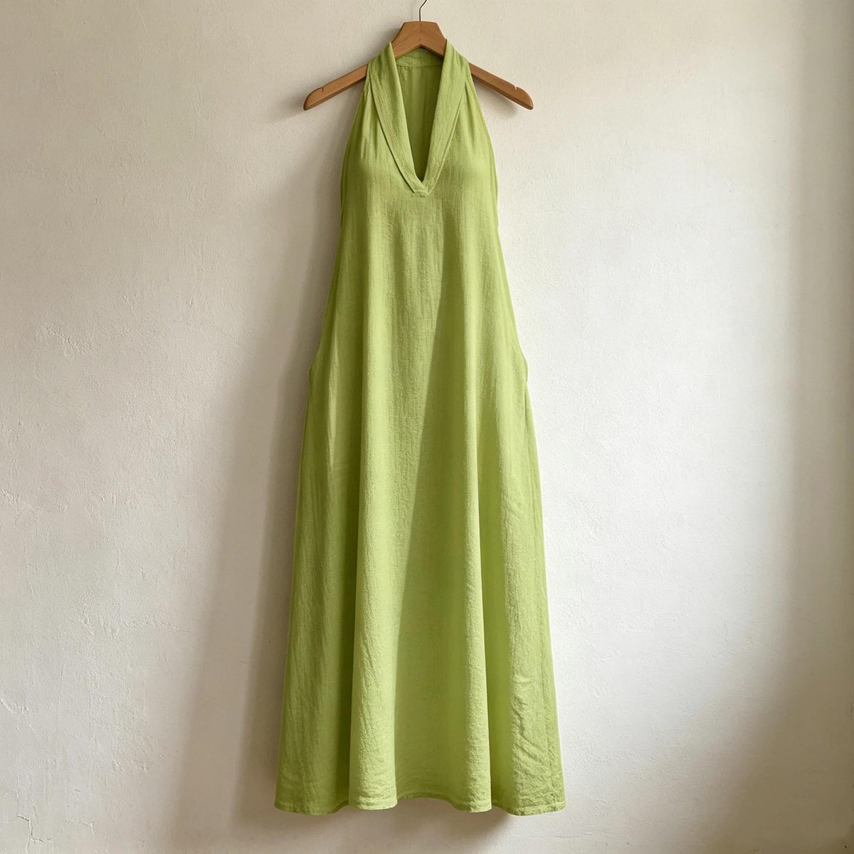 2026 Women'S Summer New V-Neck Sleeveless Solid Color Long Dress Loose Beach Vacation Dress with Pockets