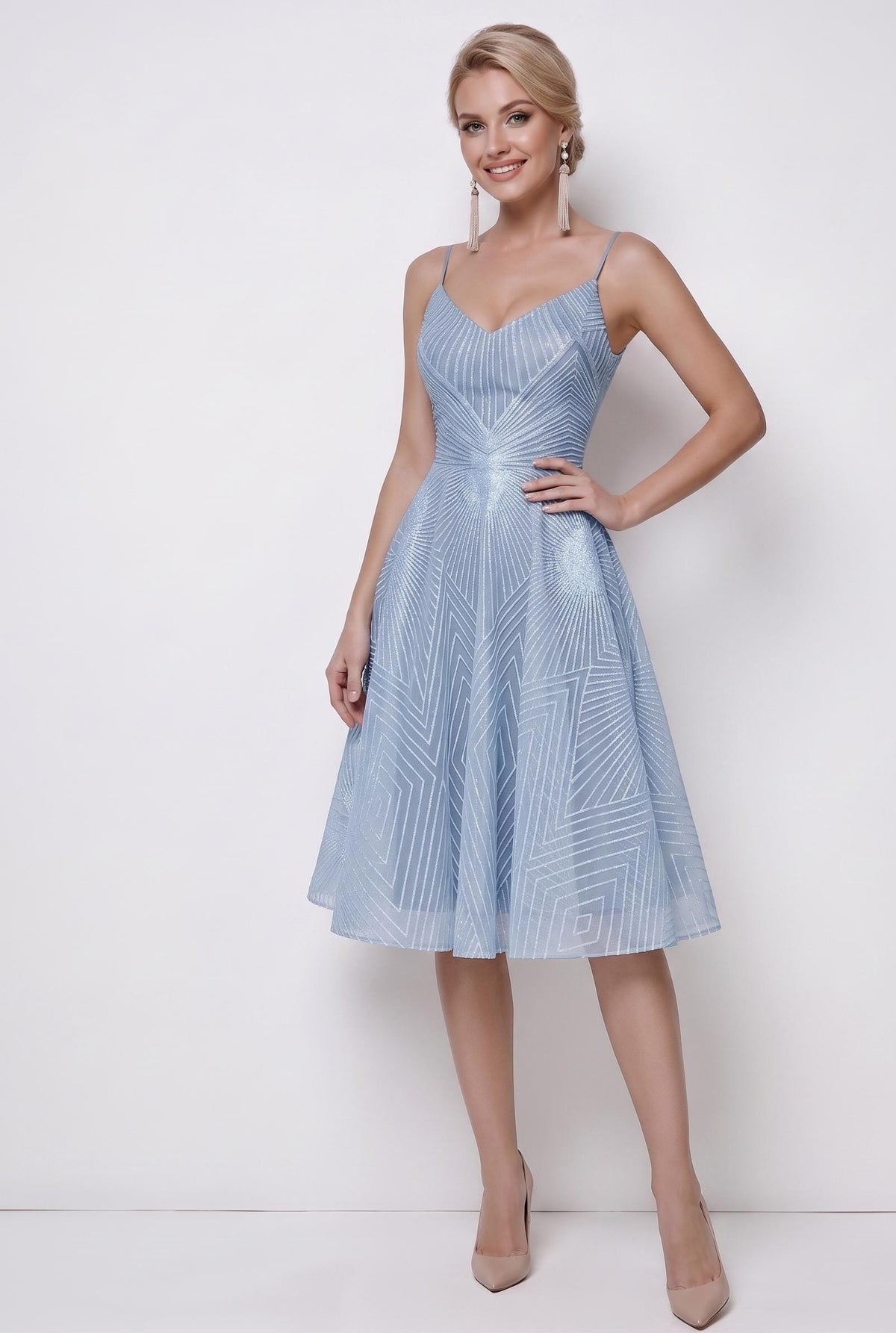 Geometric Print Open-Back Cocktail Dress | V-Neck Spaghetti Strap Midi Gown
