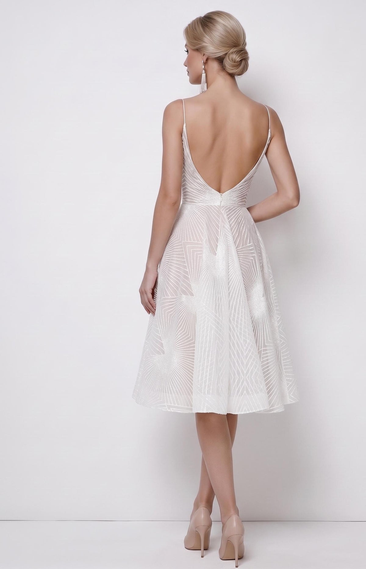 Geometric Print Open-Back Cocktail Dress | V-Neck Spaghetti Strap Midi Gown
