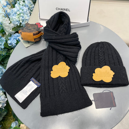 SET SCARF AND HAT IN BLACK WOOL 419147