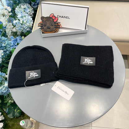SET CLASSIC SCARF AND HAT IN BLACK RABBIT WOOL 434623