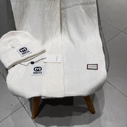 SET SCARF AND HAT IN WHITE CASHMERE AND RABBIT FUR 397373