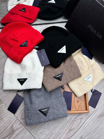 BEANIE HAT IN BLACK WOOL AND RABBIT FUR 436400