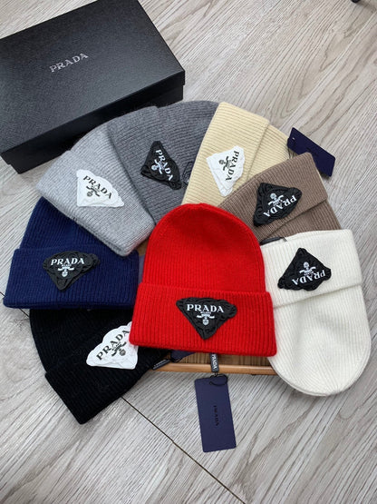 BEANIE HAT IN RHINO GRAY WOOL 431361